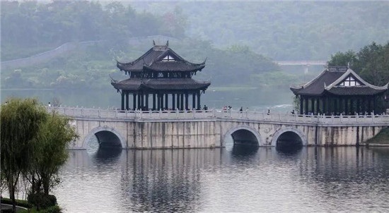 诗词 | 千古奇文，读一次是一次的修行！