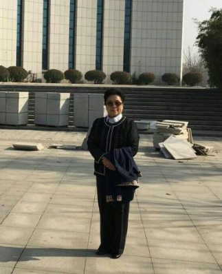 彭雪枫将军侄女彭华