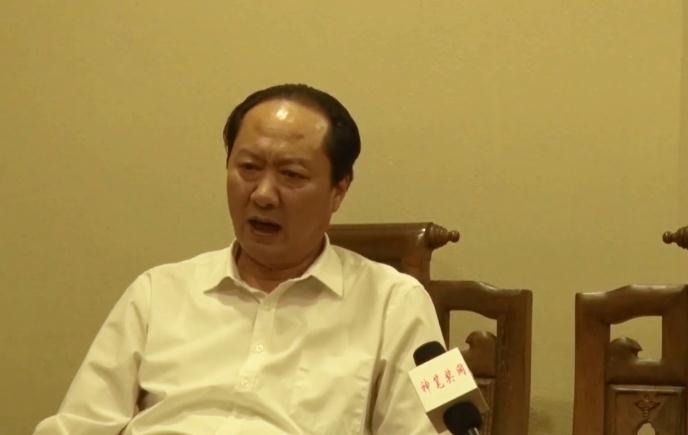 再现伟人风采，神笔奖网专访毛主席特型演员王名良