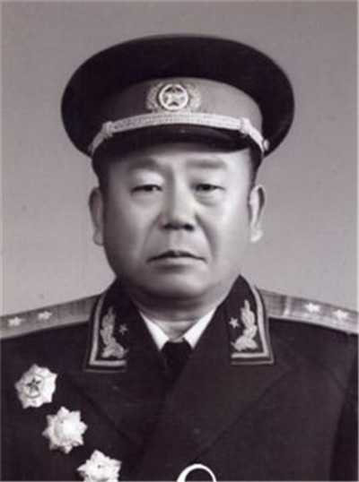 毕占云中将
