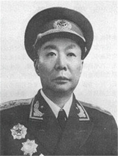 郭鹏中将