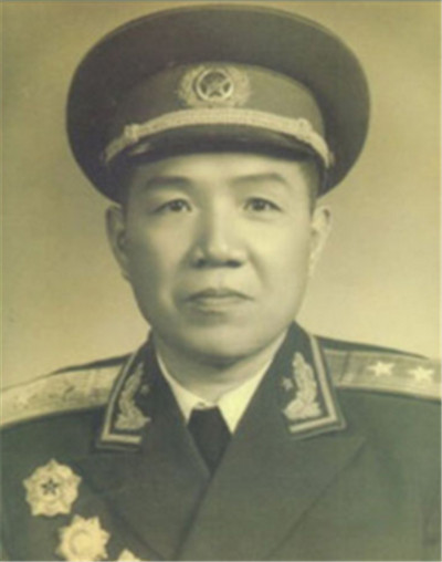 卢胜中将