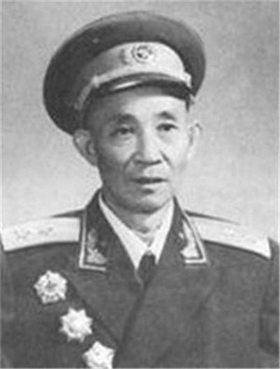 何德全中将