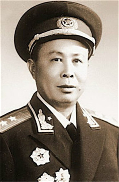 肖新槐中将
