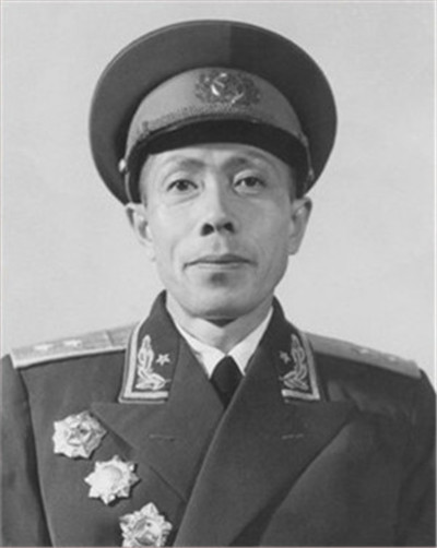 张池明中将