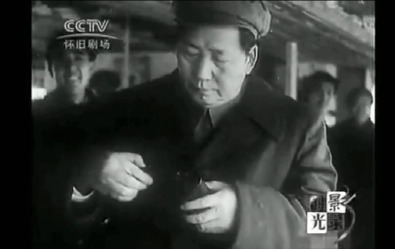 毛主席和我们心连心