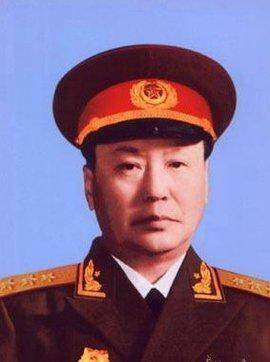 乌兰夫上将