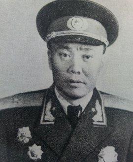 王德贵少将