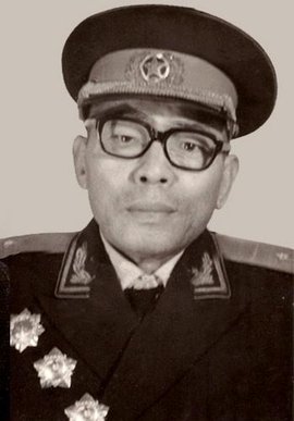 卢绍武少将