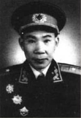 齐钉根少将