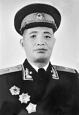 李中权少将