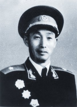 马琮璜少将