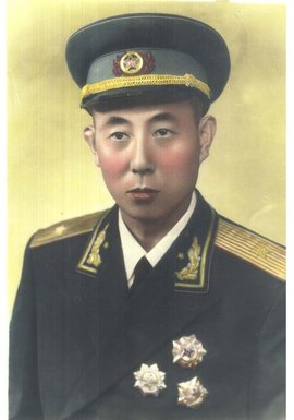 王明贵少将