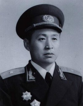 王若杰少将