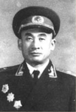 王明坤少将