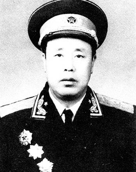 肖新春少将