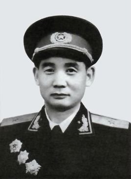何正文少将