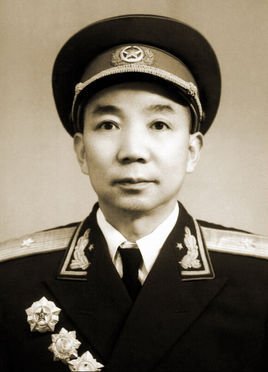 余述生少将