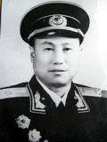 张元培少将
