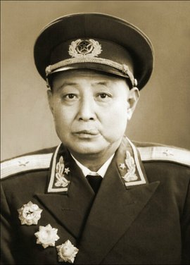 张培荣少将