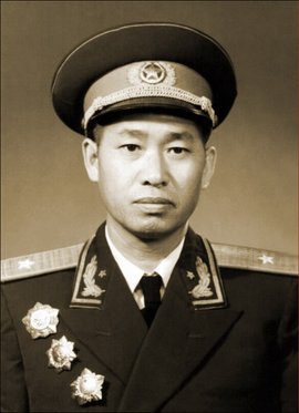 胡继成少将