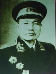 钟人仿少将
