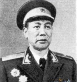钟辉少将