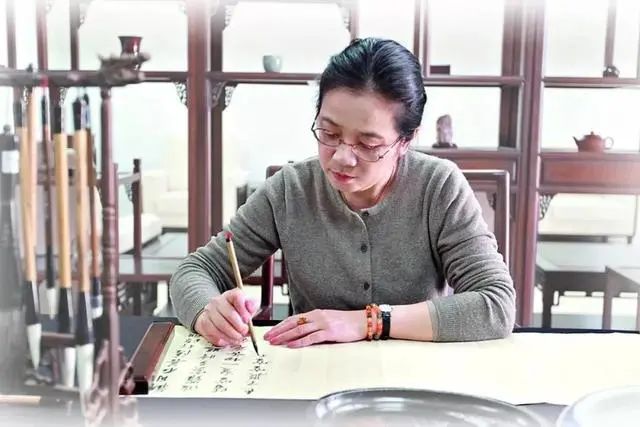 孙晓云题写的8个大字真惊艳，笔法老辣，纯厚稳健，古法今意！